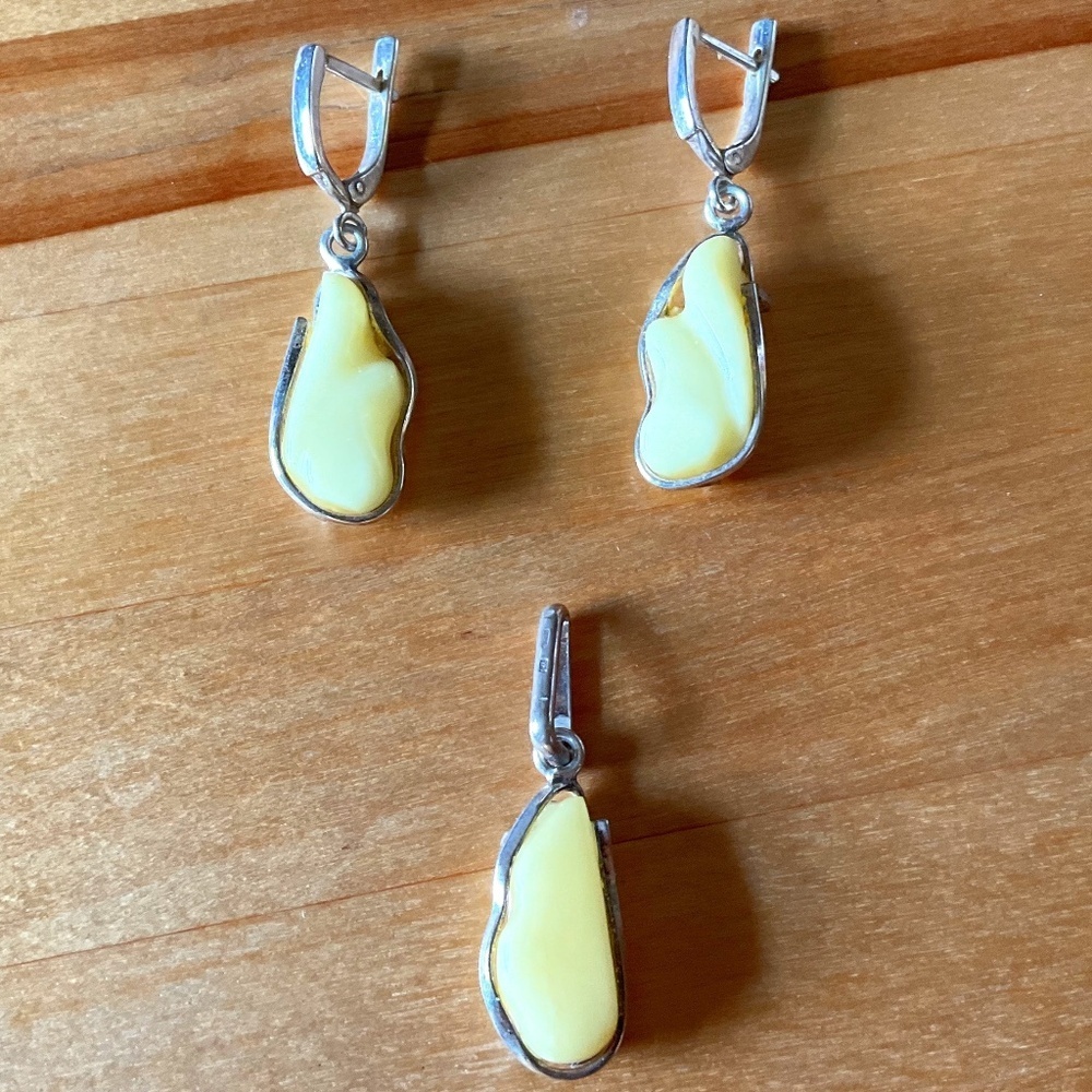 Sterling Silver 925 Milk Yellow Baltic Amber Pendant Earrings Set